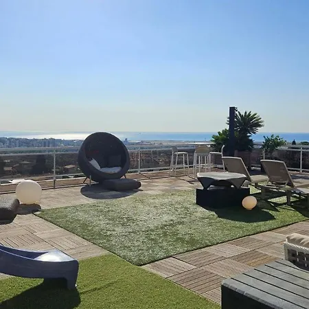 Penthouse - Vue Panoramique - Prive - Piscine Commune * 圣罗兰度瓦