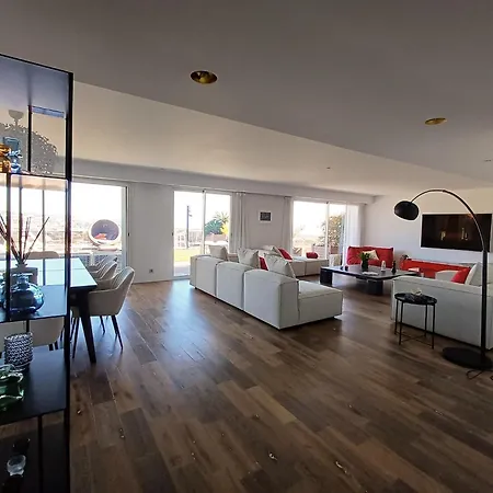 公寓 Penthouse - Vue Panoramique - Prive - Piscine Commune 圣罗兰度瓦